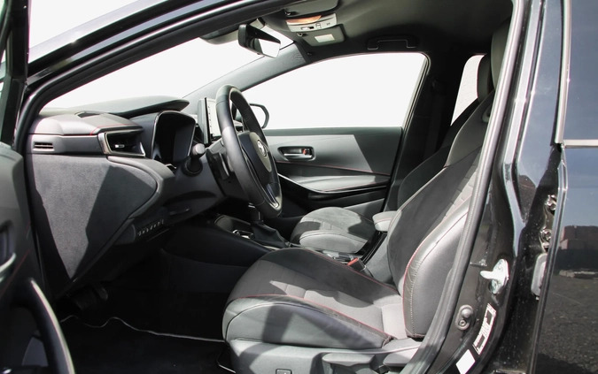 Toyota Corolla cena 109900 przebieg: 42100, rok produkcji 2020 z Stąporków małe 172